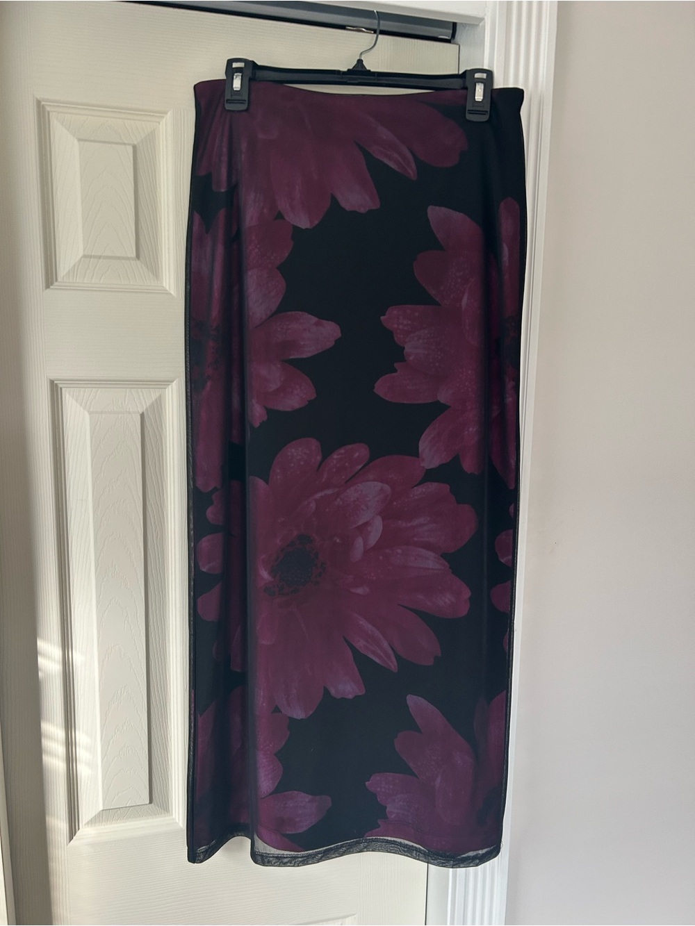 Orchid Long Skirt from 90’s | 2 layers with top black lace | size L